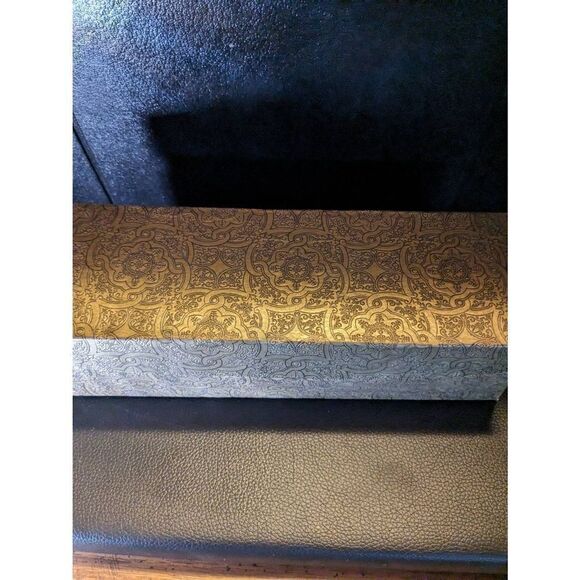 Antique Silver plated and porshlin napkin holders. Made in the Philippines - Picture 3 of 13